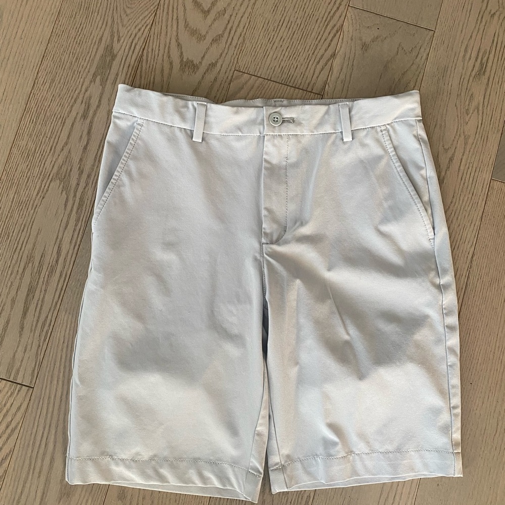 Vineyard Vines Breaker Performance Shorts size 12